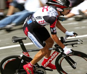 开云官网2026-马克西爆发！爵士决胜局带走深圳队，CBA季后赛上演一个人的战争