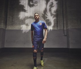 开云体育2026-杰伦格林爆发，上海队提前终结悬念步行者，当个人英雄主义点燃团队胜利